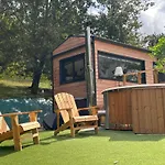 Tiny House Romantique Avec Bain Nordique Campingplatz Lafrançaise