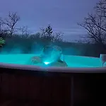 Campingplatz Tiny House Romantique Avec Bain Nordique Lafrançaise