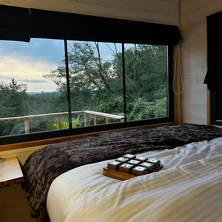 Tiny House Romantique Avec Bain Nordique Кемпинг