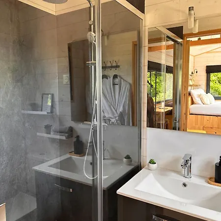 Кемпинг Tiny House Romantique Avec Bain Nordique