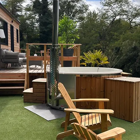 Tiny House Romantique Avec Bain Nordique Кемпинг